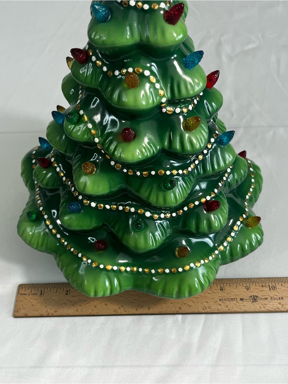 Lenox Treasured Traditions 13.5” Lit Tree Figurine Green Christmas Ceramic - Picture 6 of 12